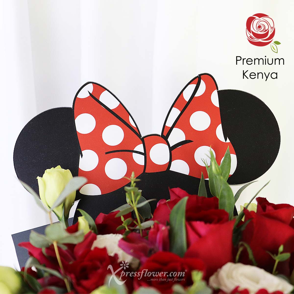 DSBQ2301 Rouge Flattery (12 Red Roses Disney Bouquet) 1c