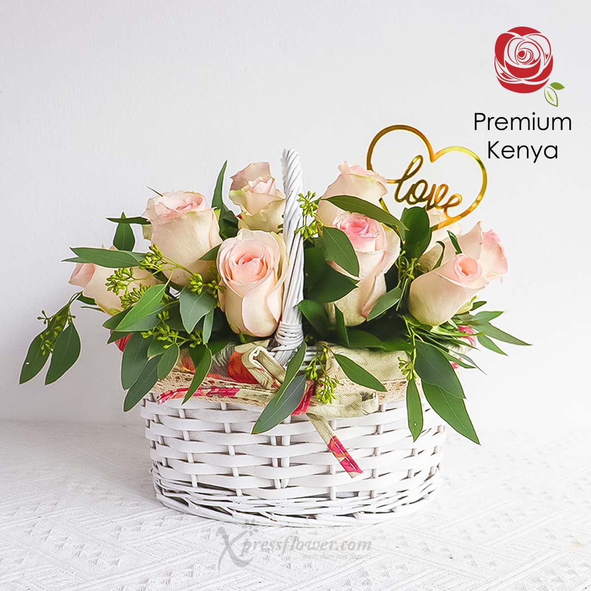 AR2232_Pinkhub Love (12 Centre Pink Roses with “Love” Decor Stick)1a