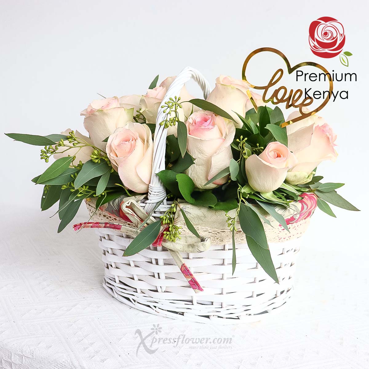 Pinkhub Love (12 Centre Pink Roses with “Love” Decor Stick)