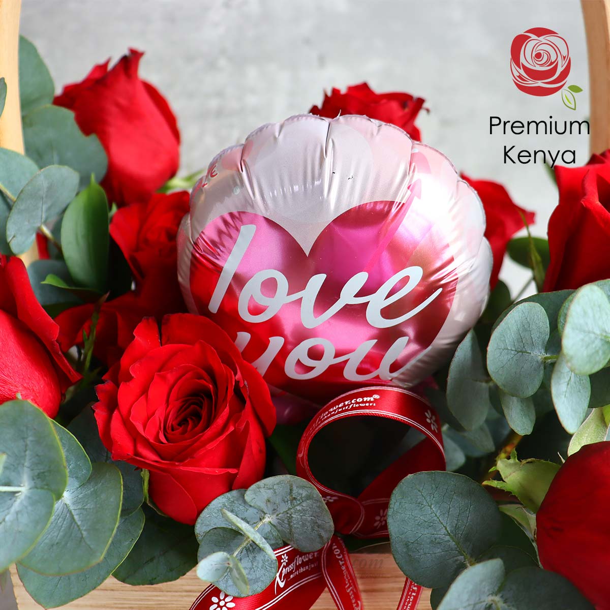 AR2233_Lovecast Surprise (10 Red Roses with “Love You” Mini Balloon)1c