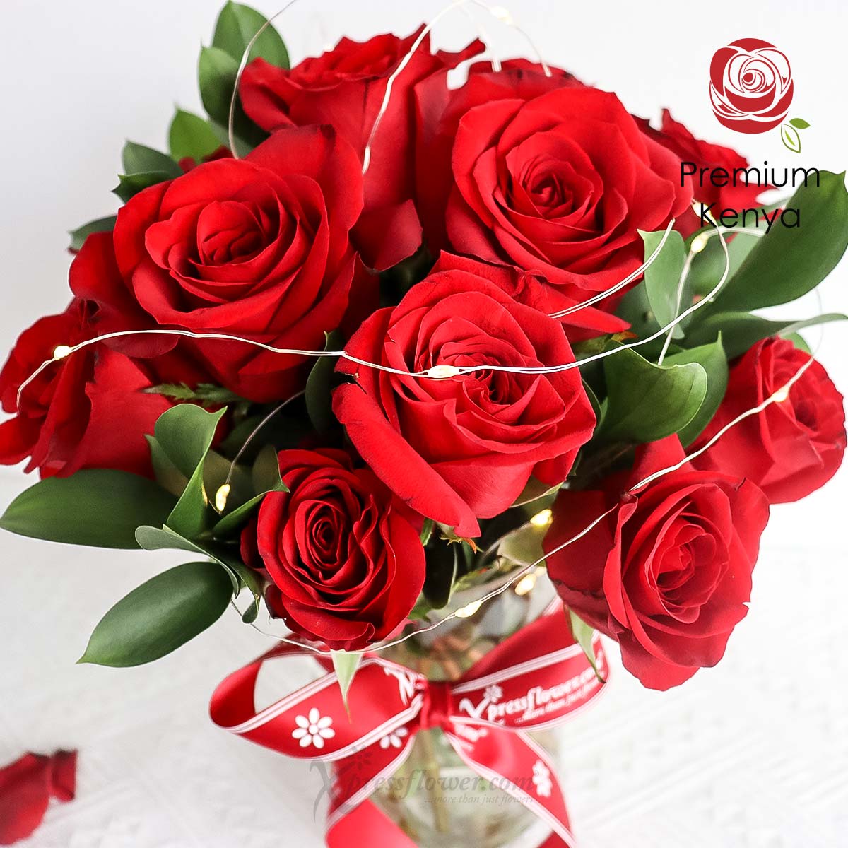 AR2235_Enchanted-Redscape-(12-Red-Roses)1c