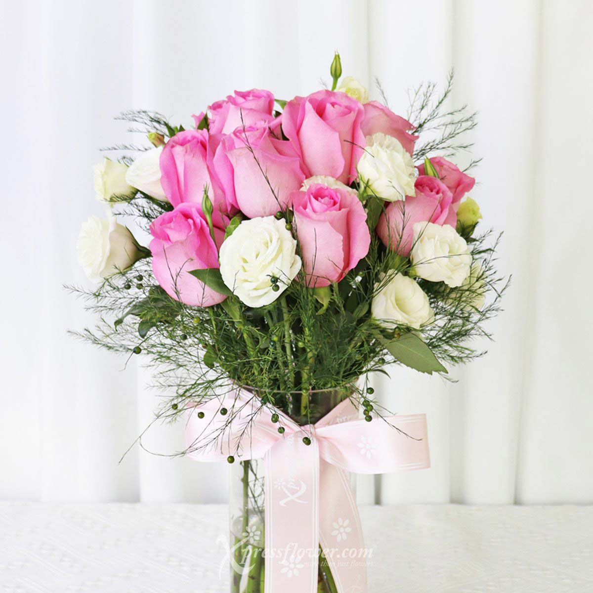 ar2301 pinki charm 12 dark pink roses 1b