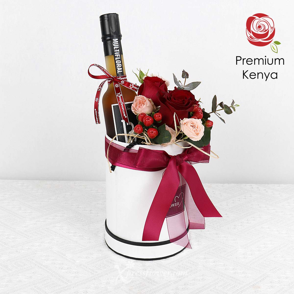 AR2309 Crimson Vignette (3 Red Roses with Floral Honey) 1b