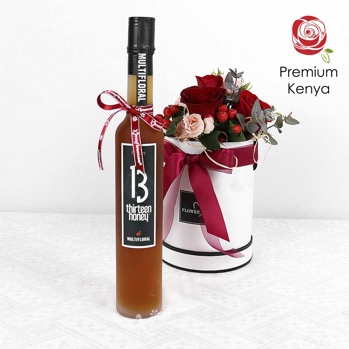 AR2309 Crimson Vignette (3 Red Roses with Floral Honey) 1c
