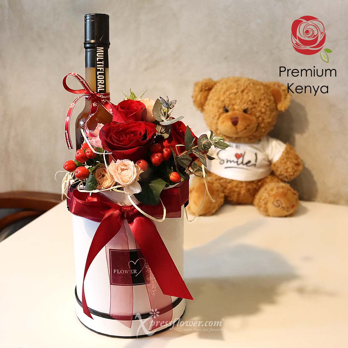 AR2309 Crimson Vignette (3 Red Roses with Floral Honey) 3a