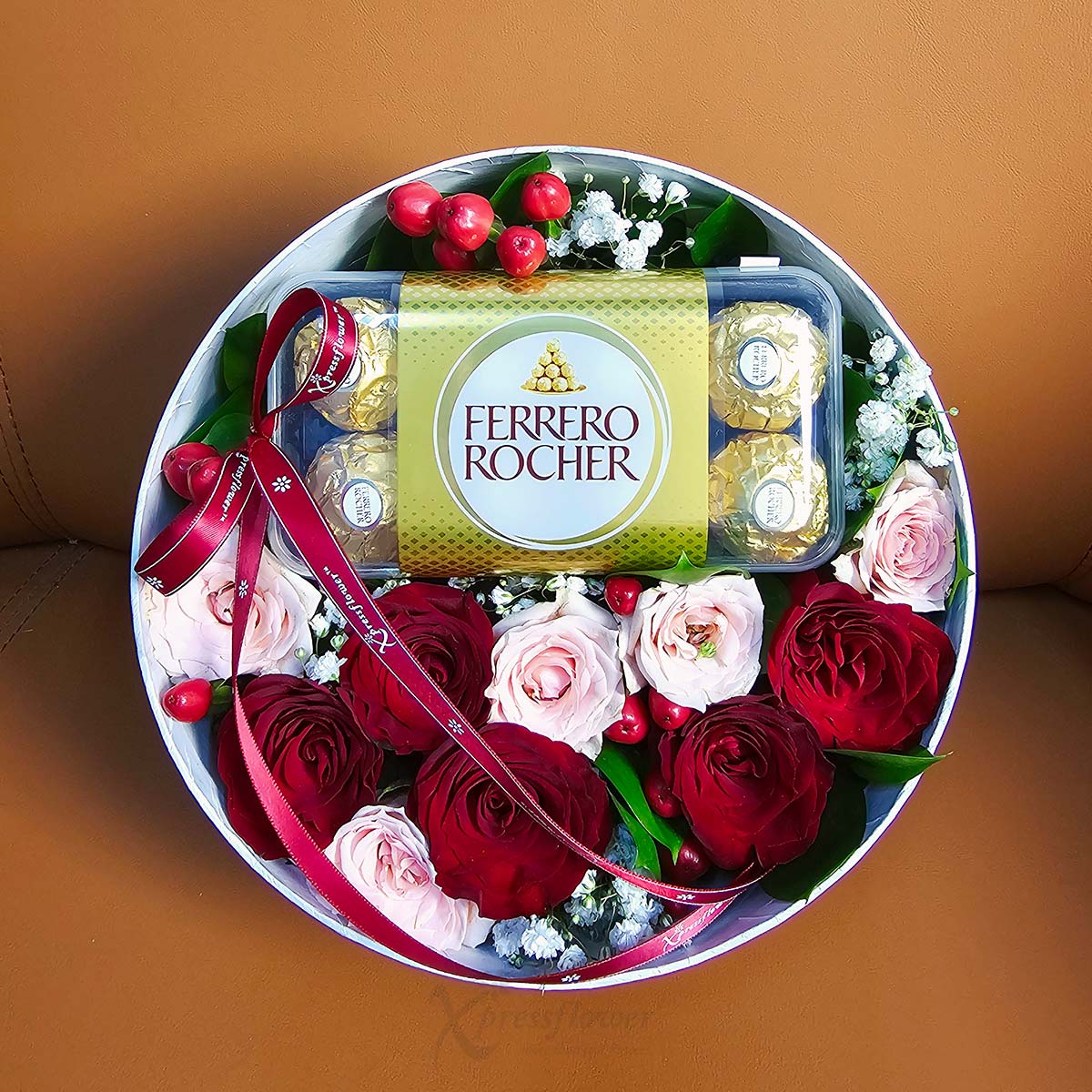 AR2522 Velvet Indulgence 5 Red Roses with Ferrero Rocher Chocolates 3a