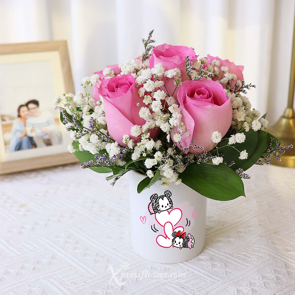 DSAR2302 Passionate Couplegenix (6 Dark pink Roses Disney Flower Arrangement) 3a