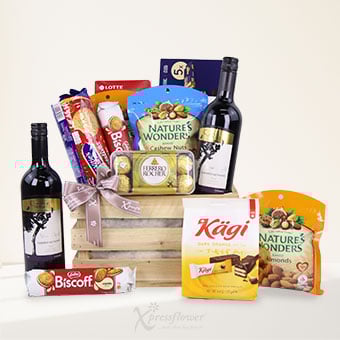 Vintage Moments (Gourmet Hamper)