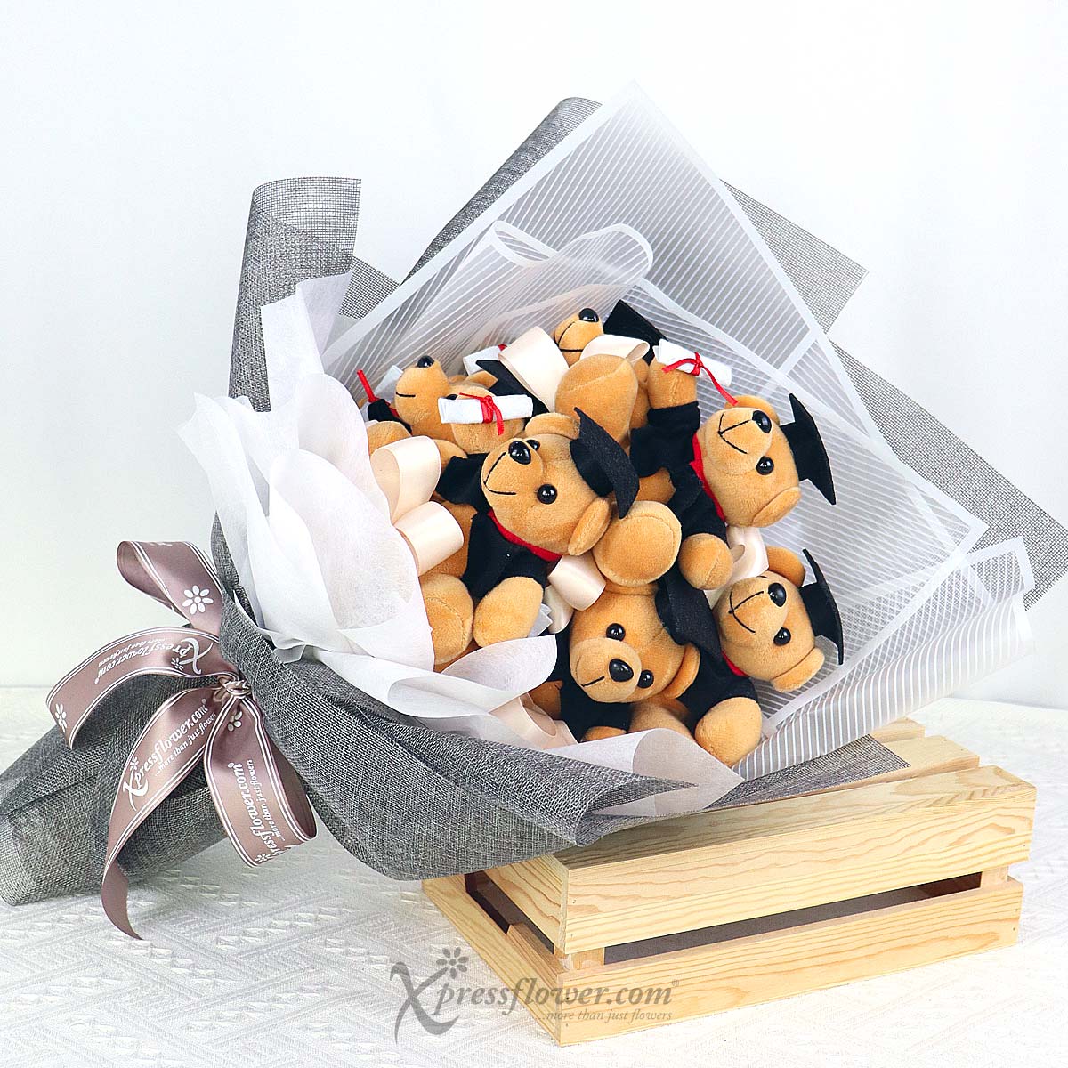 CT2309 Graduation Celebration (6 Graduation Bears) 1b