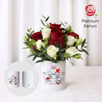 DSAR2301V Valentine's Date 6 Red Roses Disney Flower Arrangement