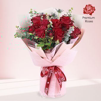 Scarlet Promise (6 Red Roses with Red Rose Spray)