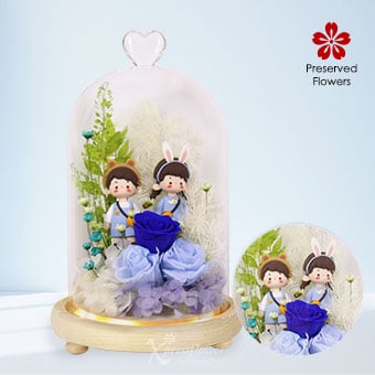 Love Voyage (Preserved Flowers with Couple Figurine)